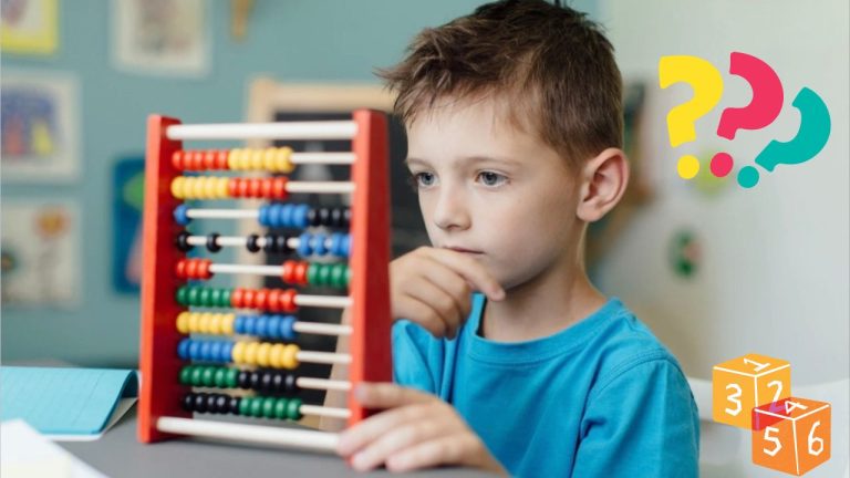 Chlapec používa farebné počítadlo na učenie matematiky, sústredene premýšľa nad úlohou.