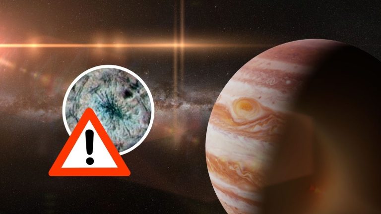 Planéta Jupiter v vesmíre so zvýraznením a výstražným trojuholníkom s výkričníkom.