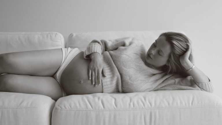 „Cítila som sa ako väzeň vo vlastnom tele.“ Odborníci upozorňujú na problém, o ktorom sa počas tehotenstva takmer nehovorí